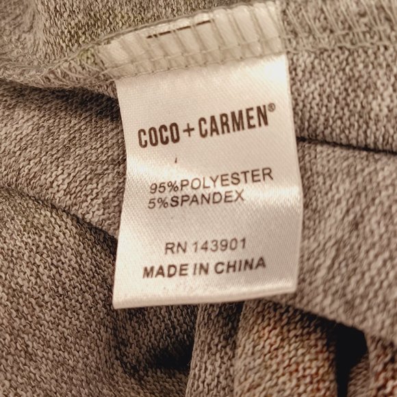 CoCo + Carmen Gray Floral Dress With Pockets Size Small/Medium - Picture 3 of 4